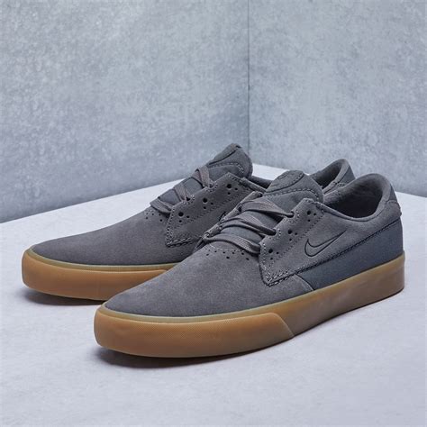 nike sb schoenen|Nike SB skate shoes.